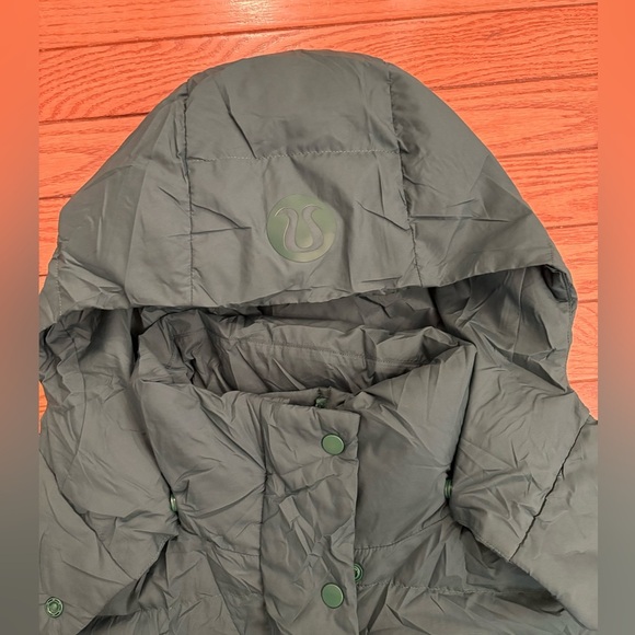 Lululemon Wunder Puff Goose Down Jacket - Picture 9 of 15